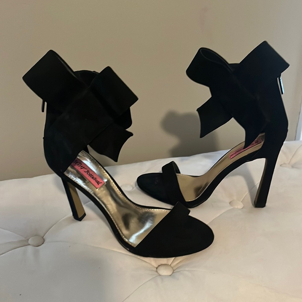 Betsey Johnson Bow Ankle Strap heels